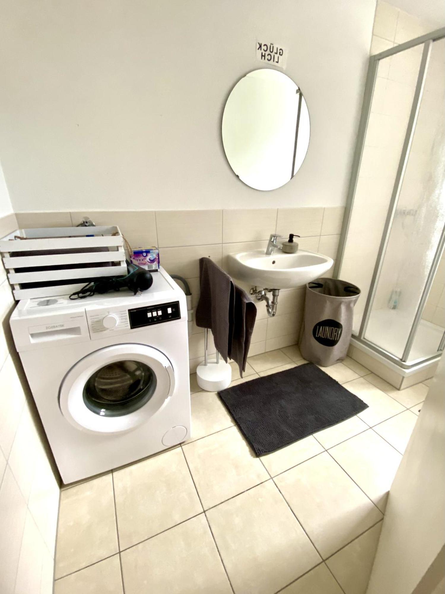 3 Zimmer Apartment Mit Flussblick - Self Check-In Eggenfelden Zewnętrze zdjęcie